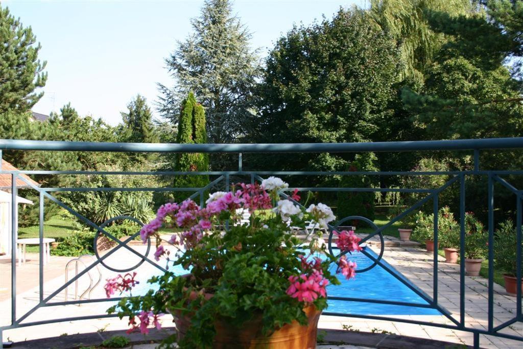 Bois Joli De La Freyere Bed & Breakfast Hindisheim Bagian luar foto
